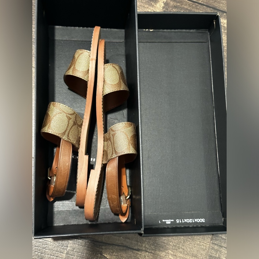 COACH SANDALS - Picture 4 of 4